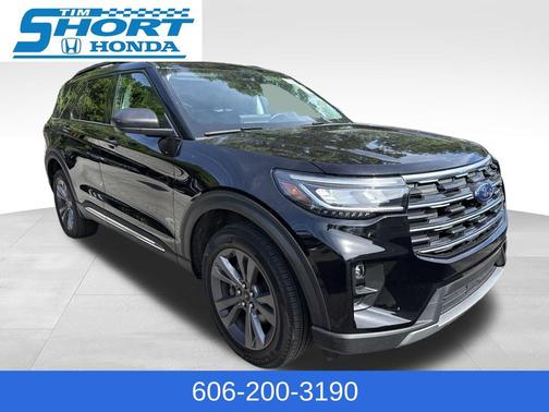 Agate Black Metallic 2025 Ford Explorer Active