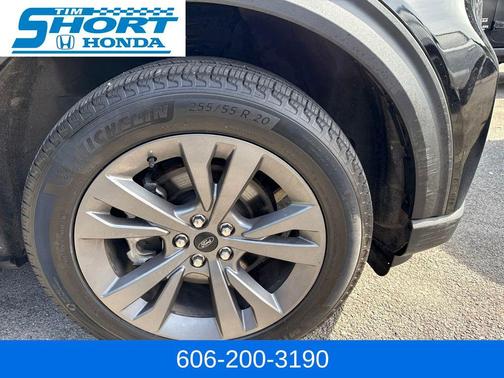Agate Black Metallic 2025 Ford Explorer Active