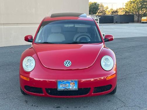 2010 Volkswagen New Beetle 2.5L