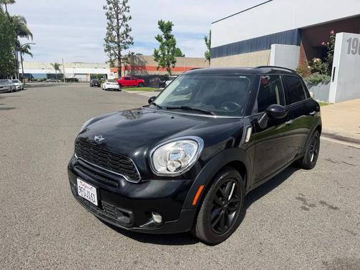 2012 MINI Cooper S Countryman Base