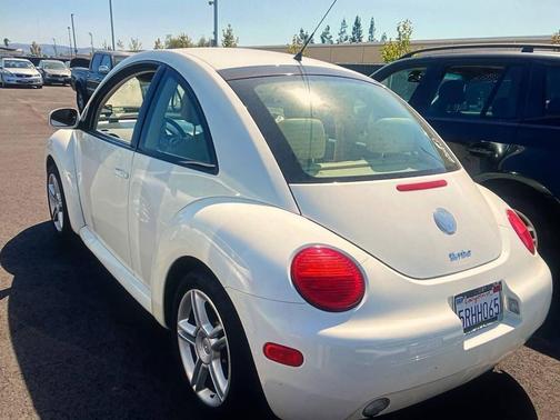 2005 Volkswagen New Beetle GLS 1.8T