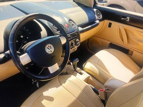 2005 Volkswagen New Beetle GLS 1.8T