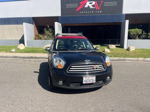 2012 MINI Cooper Countryman Base