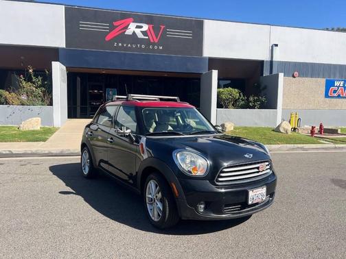 2012 MINI Cooper Countryman Base