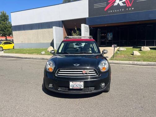2012 MINI Cooper Countryman Base