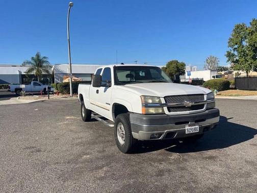 2004 Chevrolet Silverado 2500 LS H/D Extended Cab