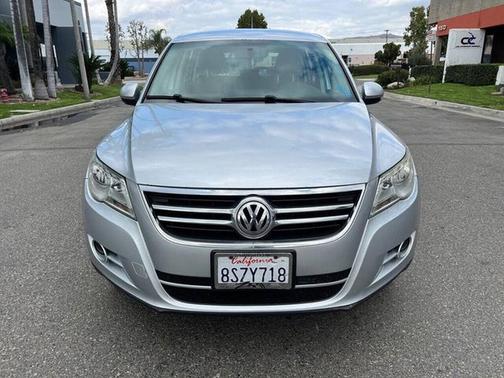 2010 Volkswagen Tiguan S