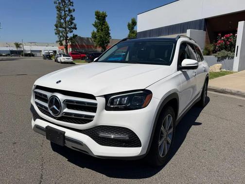 White 2023 Mercedes-Benz GLS 450 4MATIC