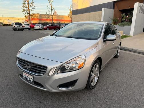 2012 Volvo S60 T5