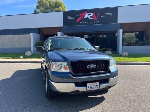 2004 Ford F-150 XLT SuperCrew