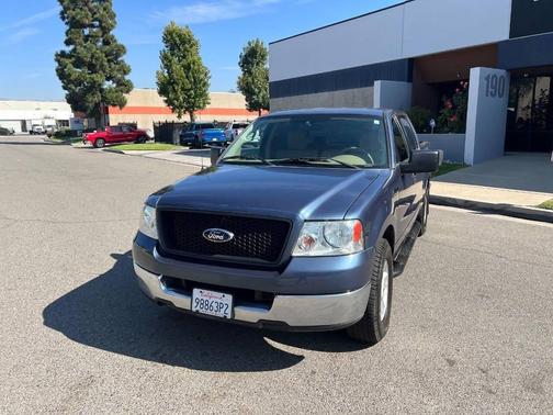 2004 Ford F-150 XLT SuperCrew
