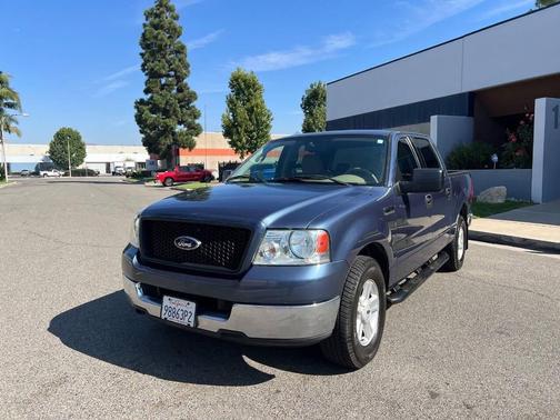 2004 Ford F-150 XLT SuperCrew