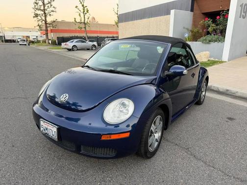 2006 Volkswagen New Beetle 2.5