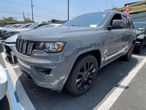 2019 Jeep Grand Cherokee Altitude