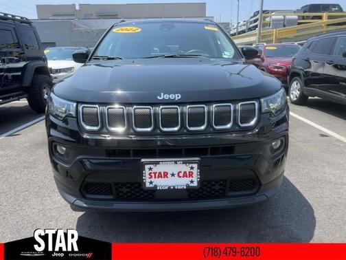 2022 Jeep Compass Latitude Lux