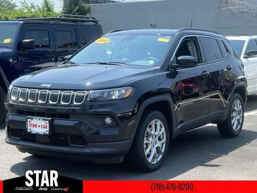 2022 Jeep Compass Latitude Lux