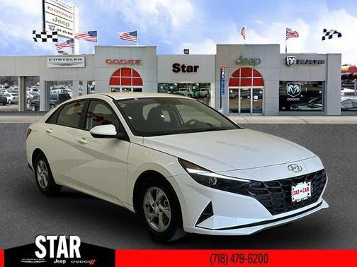2022 Hyundai ELANTRA SE
