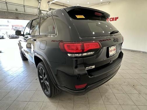 2022 Jeep Grand Cherokee WK Laredo