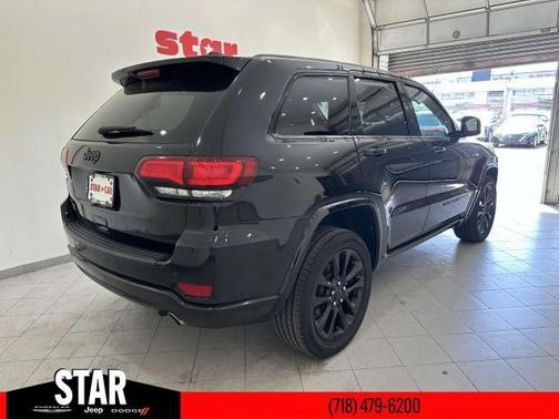 2022 Jeep Grand Cherokee WK Laredo