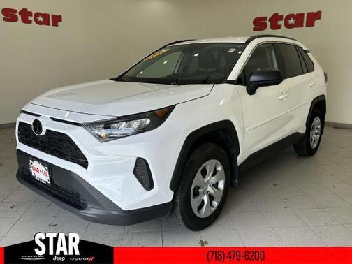 2020 Toyota RAV4 LE