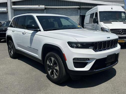 2022 Jeep Grand Cherokee 4xe Base