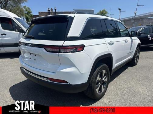 2022 Jeep Grand Cherokee 4xe Base
