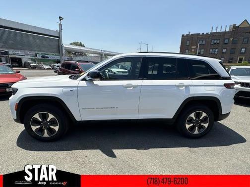 2022 Jeep Grand Cherokee 4xe Base