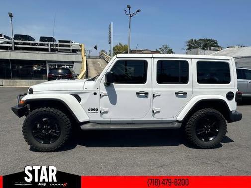 2020 Jeep Wrangler Unlimited Sahara Altitude