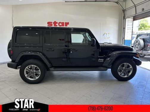 2022 Jeep Wrangler Unlimited Sahara