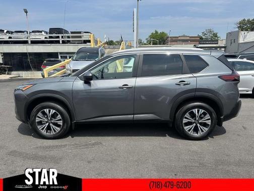 2022 Nissan Rogue SV