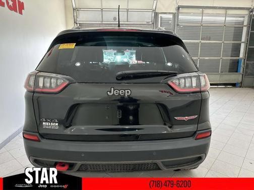 2021 Jeep Cherokee Trailhawk