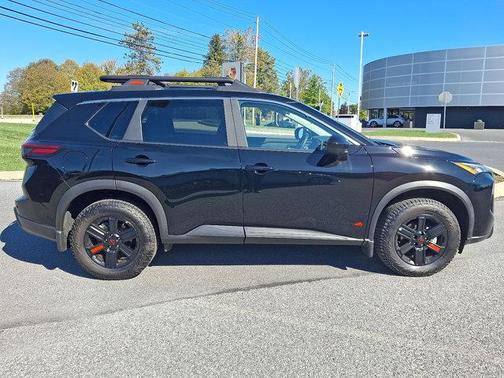 2025 Nissan Rogue Rock Creek
