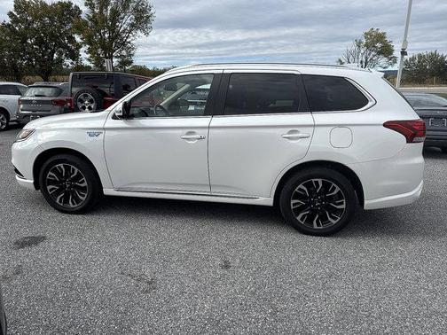 2018 Mitsubishi Outlander PHEV GT