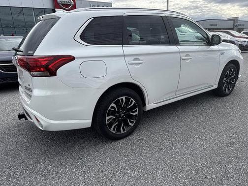 2018 Mitsubishi Outlander PHEV GT