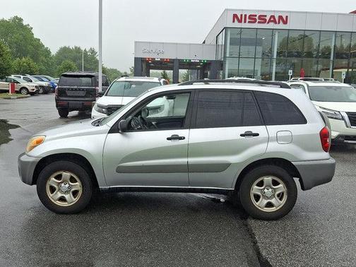 2004 Toyota RAV4 Base