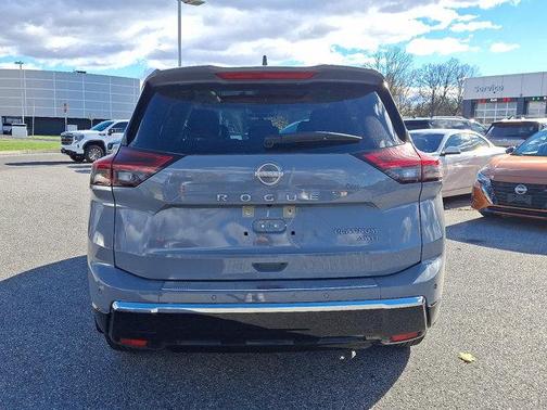2024 Nissan Rogue Platinum