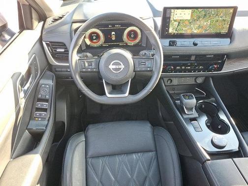 2024 Nissan Rogue Platinum