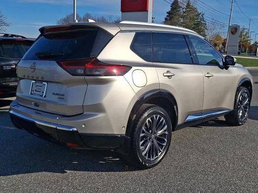 2024 Nissan Rogue Platinum