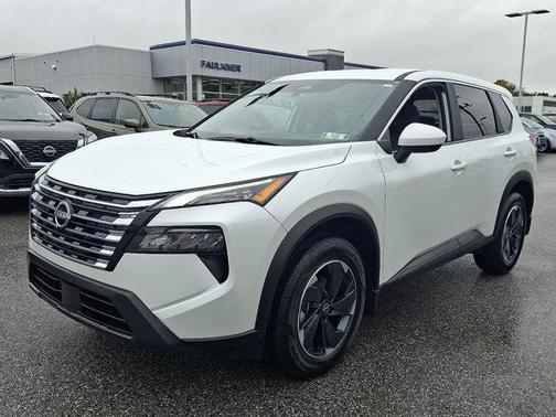 2025 Nissan Rogue SV