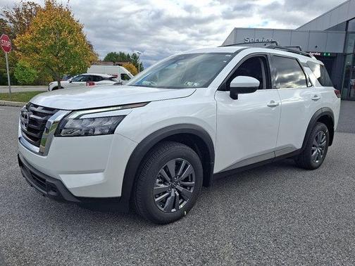 2025 Nissan Pathfinder SV 4WD