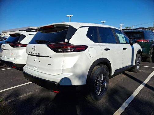 2025 Nissan Rogue S
