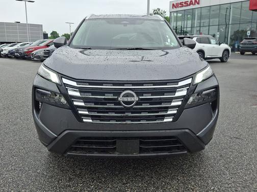 Gun Metallic 2025 Nissan Rogue SV