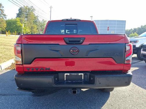 2024 Nissan Titan PRO-4X