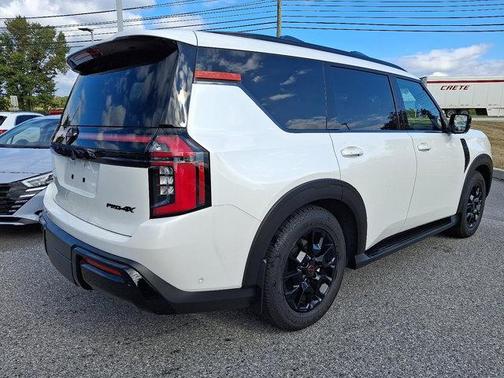 2025 Nissan Armada PRO-4X 4WD
