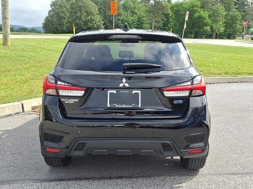 2023 Mitsubishi Outlander Sport 2.0 LE
