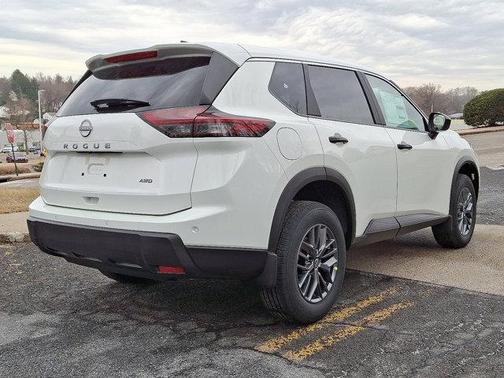 2025 Nissan Rogue S