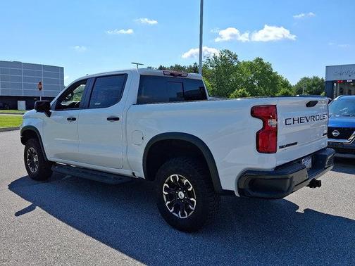 2024 Chevrolet Silverado 1500 ZR2