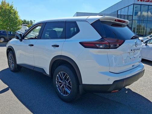 2025 Nissan Rogue S