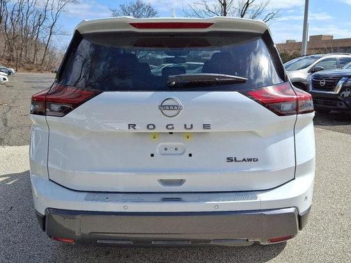 2025 Nissan Rogue SL