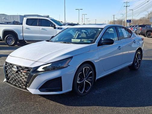2024 Nissan Altima SR Intelligent AWD